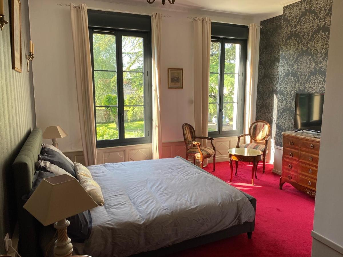 Le Castel De Brehemont Bed & Breakfast Exterior photo